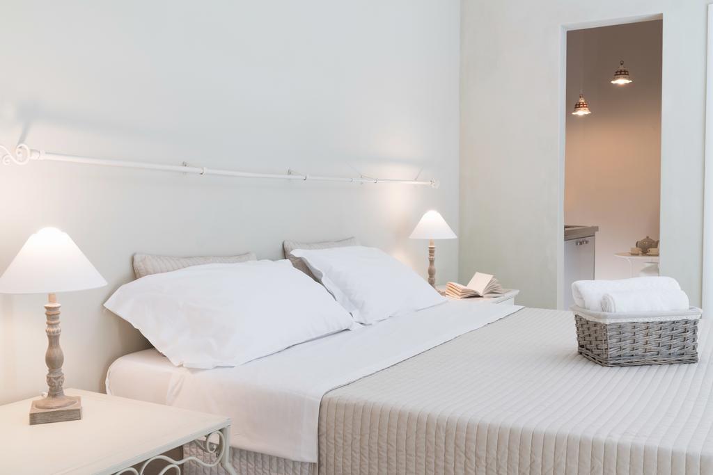 Bed In Bo Saragozza Hotel โบโลญญา ภายนอก รูปภาพ