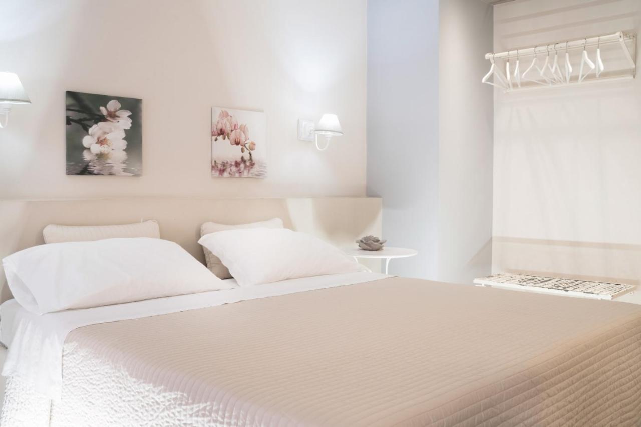 Bed In Bo Saragozza Hotel โบโลญญา ภายนอก รูปภาพ